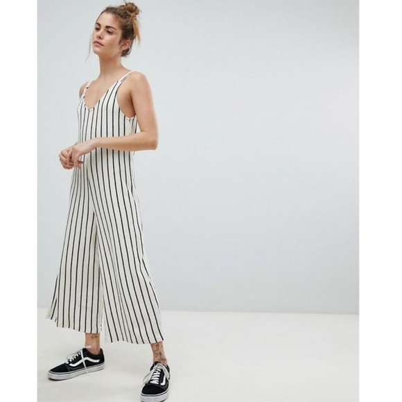 Pull&Bear Pants - PULL&BEAR WHITE BLACK STRIPED WIDE LEG RELAXED LAGENLOOK JUMPSUIT M NWT